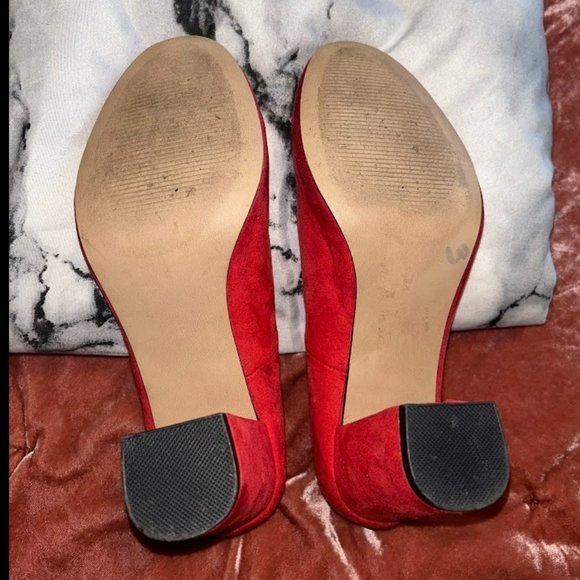 Apt 9: Red Hot Chunky Heels in Size 8‎ with Round Heels - Picture 3 of 5